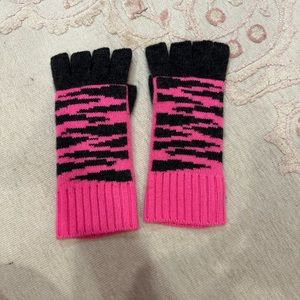 NWOT - Aqua - pink aqua fingerless gloves